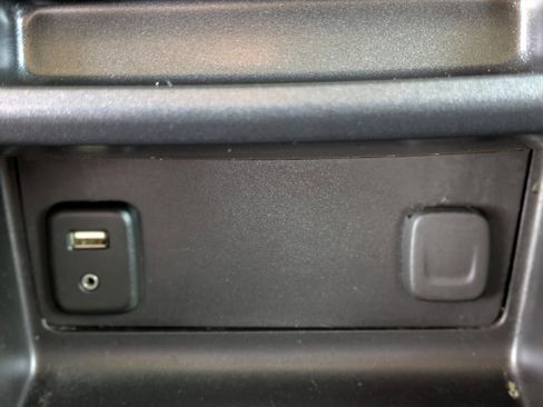 Used 2018 Chevrolet Colorado W/T w/ WT Convenience Package image 22