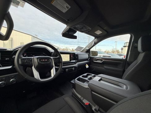 New 2026 GMC Sierra 1500 SLE AWD/4WD image 17