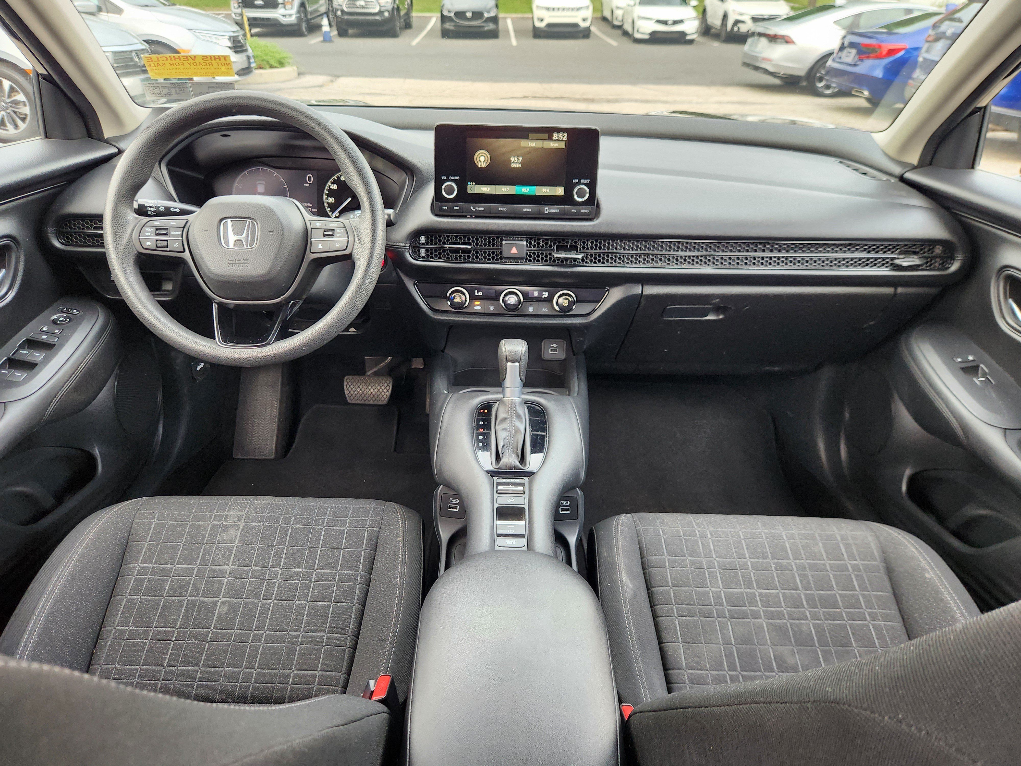 Certified 2023 Honda HR-V LX image 8
