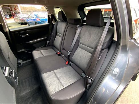 Used 2025 Nissan Rogue SV AWD/4WD image 20