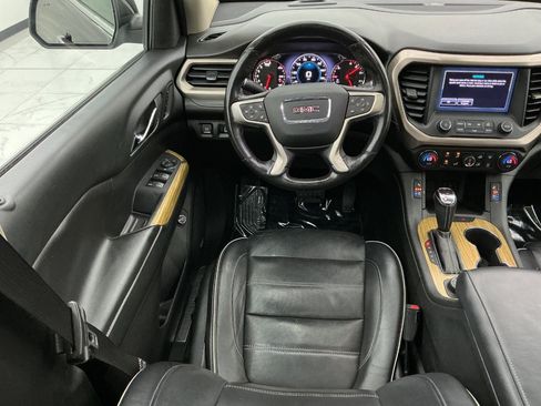 Used 2018 GMC Acadia Denali w/ Technology Package AWD/4WD image 34