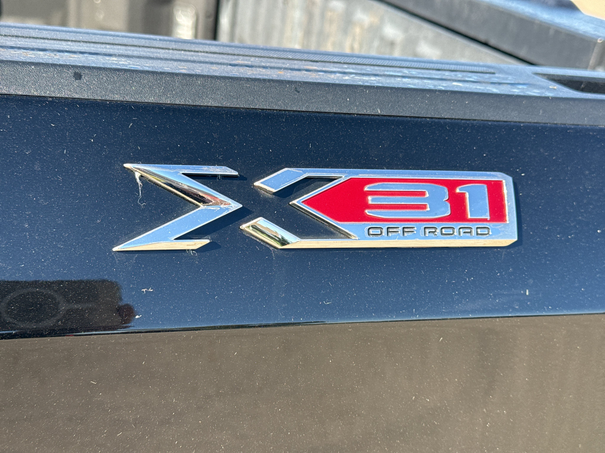 Used 2019 GMC Sierra 1500 SLT w/ SLT Premium Plus Package AWD/4WD image 10