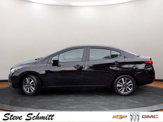 Used 2025 Nissan Versa SV FWD image 2