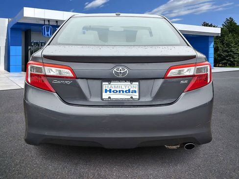 Used 2013 Toyota Camry SE image 23