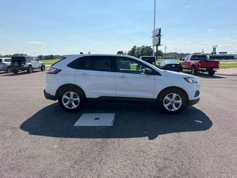 Used 2019 Ford Edge SE FWD image 4