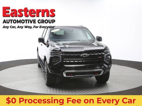 Used 2025 Chevrolet Suburban Z71 AWD/4WD image 54