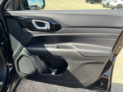 New 2026 Jeep Compass Latitude AWD/4WD image 14
