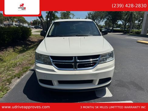 Used 2017 Dodge Journey SE FWD image 2