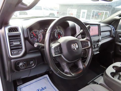 Used 2024 RAM 2500 Big Horn AWD/4WD image 31