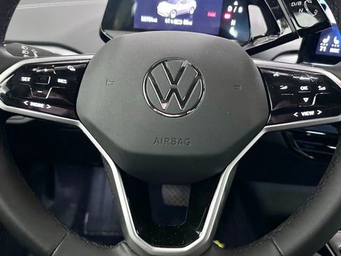 Used 2023 Volkswagen ID.4 Pro AWD/4WD image 15