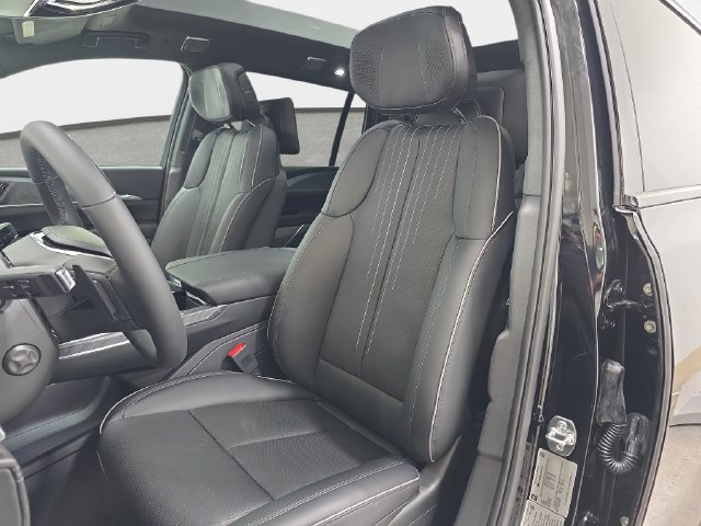 New 2026 Cadillac Escalade IQ Luxury 2 w/ LPO, Floor Liner Package AWD/4WD image 12