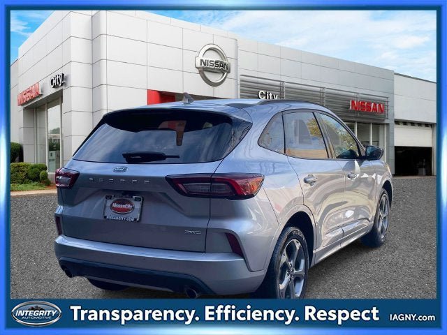 Used 2023 Ford Escape ST-Line AWD/4WD image 6