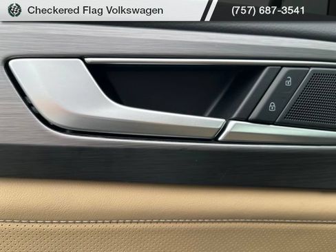New 2026 Volkswagen Atlas Cross Sport SE AWD/4WD image 18
