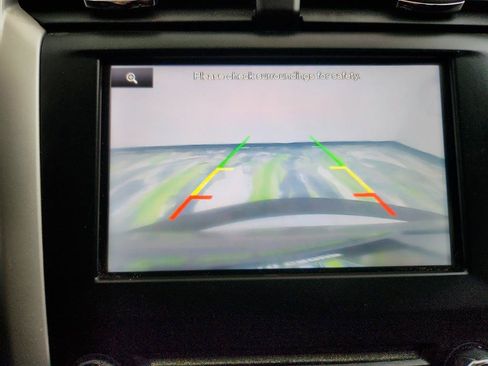 Used 2014 Ford Fusion SE FWD image 18