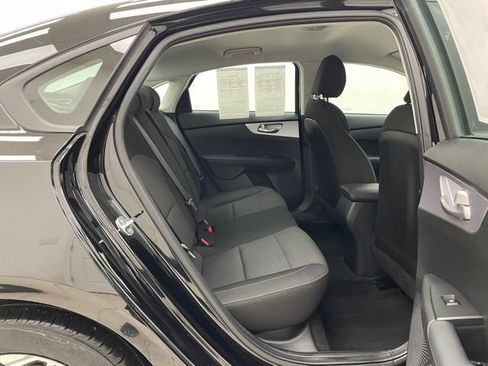 Used 2024 Kia Forte LXS image 12