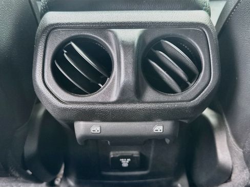 Certified 2021 Jeep Wrangler Unlimited Rubicon 4xe w/ Cold Weather Group AWD/4WD image 28