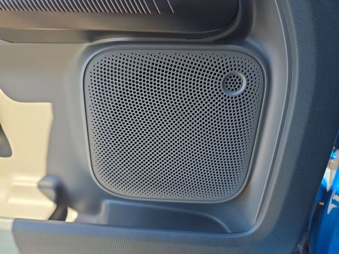 New 2025 Ford Maverick XLT w/ XLT Luxury Package image 14