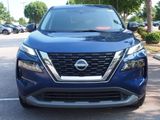 Used 2023 Nissan Rogue S image 2