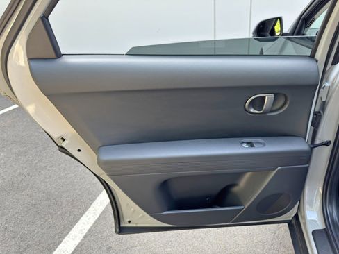 Used 2025 Hyundai Ioniq 5 SE image 39