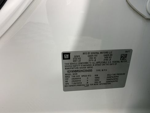 Used 2017 Cadillac XT5 Luxury FWD image 12