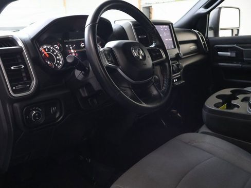 Used 2024 RAM 2500 Big Horn w/ Bed Utility Group image 18