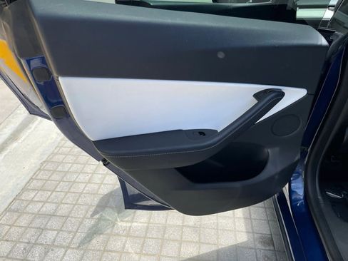 Used 2023 Tesla Model Y Long Range AWD/4WD image 28