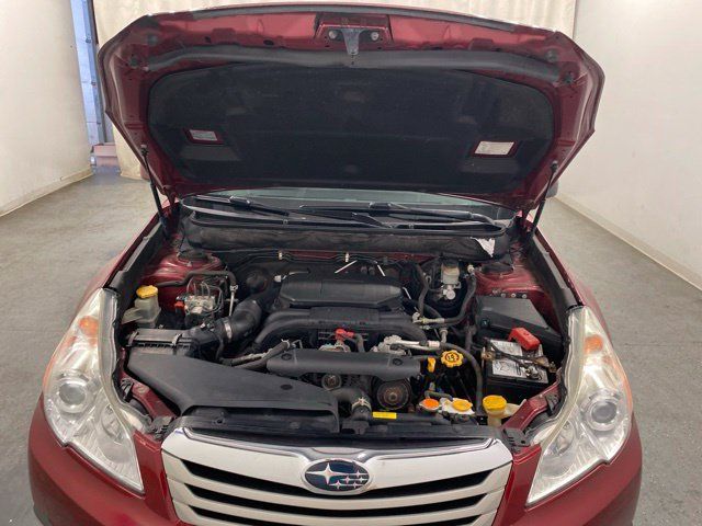 Used 2012 Subaru Outback 2.5i Premium AWD/4WD image 29