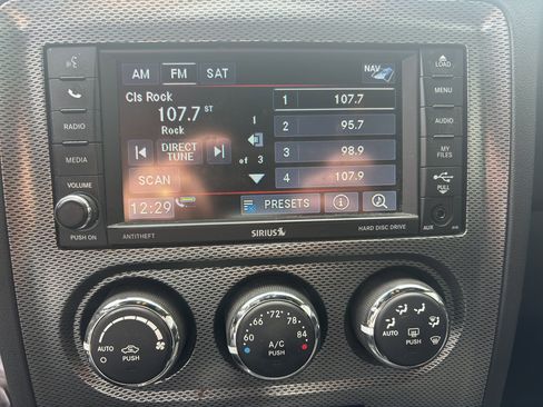 Used 2014 Dodge Challenger R/T w/ Sound Group II image 7