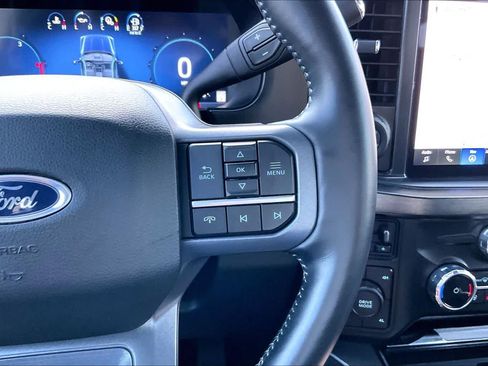Used 2023 Ford F250 Lariat w/ Lariat Ultimate Package AWD/4WD image 23