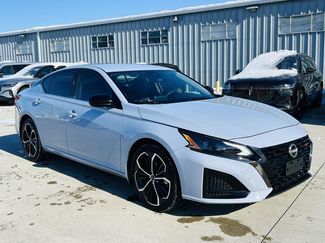 Used 2023 Nissan Altima 2.5 SR video 2