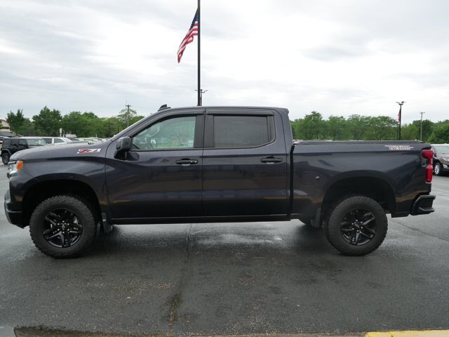 Used 2023 Chevrolet Silverado 1500 LT Trail Boss w/ Protection Package AWD/4WD image 5