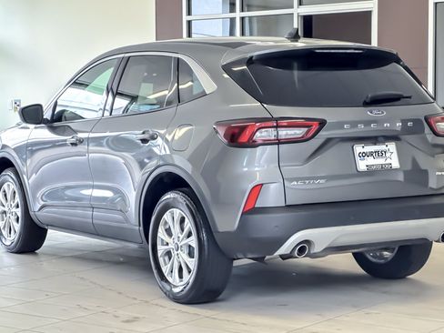 Certified 2024 Ford Escape Active AWD/4WD image 6