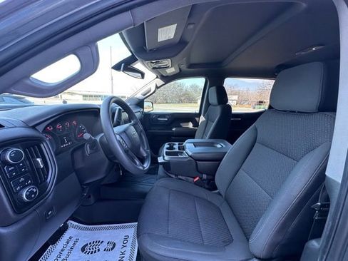 Used 2022 Chevrolet Silverado 1500 Custom Trail Boss image 2