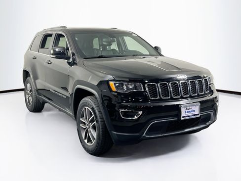 Used 2022 Jeep Grand Cherokee Limited image 3