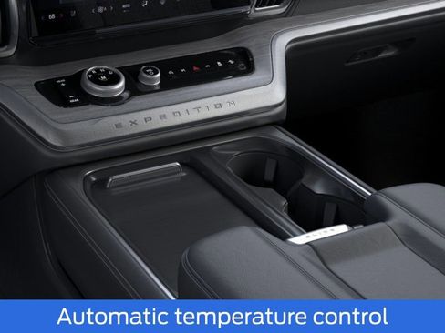 New 2025 Ford Expedition Platinum w/ Driver's Package AWD/4WD image 19