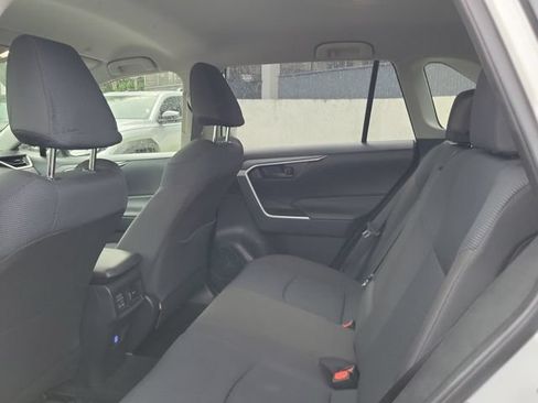 Used 2025 Toyota RAV4 LE AWD/4WD image 8