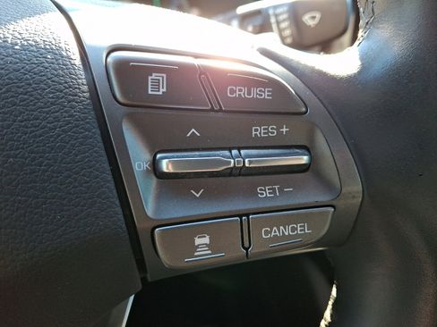 Used 2021 Hyundai Ioniq Limited image 24