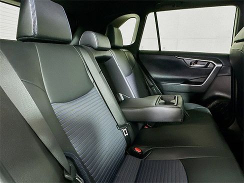 Used 2024 Toyota RAV4 XSE w/ Weather Package image 28