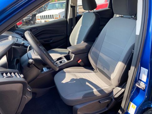 Used 2017 Ford Escape S FWD image 16