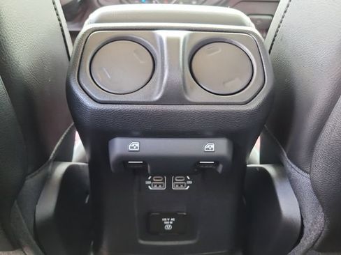 Used 2023 Jeep Wrangler Unlimited Rubicon 4xe AWD/4WD image 15