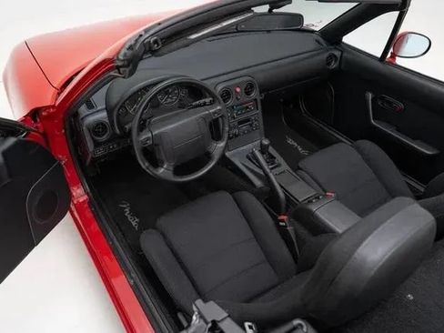 Used 1990 MAZDA MX-5 Miata RWD image 11