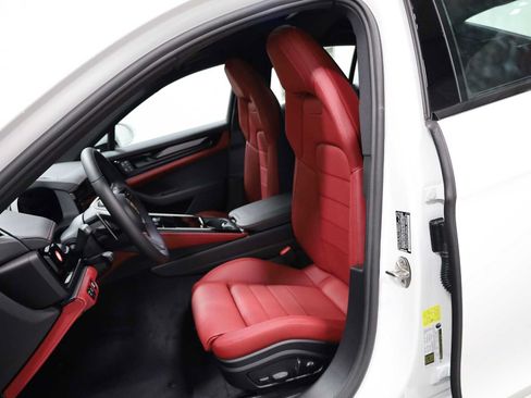 New 2026 Porsche Panamera RWD image 5