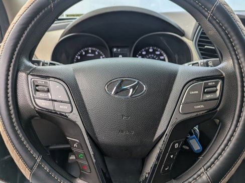 Used 2017 Hyundai Santa Fe Sport FWD image 18