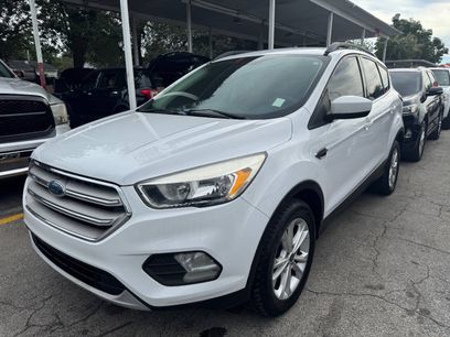 Used 2018 Ford Escape SE w/ SE Sync 3 Package
