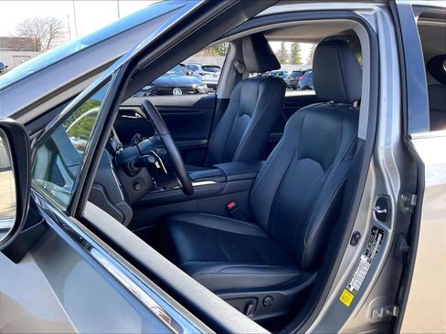 Used 2022 Lexus RX 450h AWD w/ Premium Package image 27