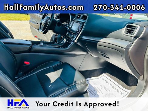 Used 2017 Nissan Maxima 3.5 SV image 21