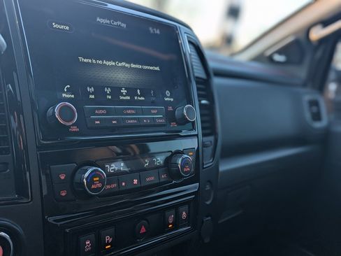 Used 2021 Nissan Titan PRO-4X w/ Pro-4x Convenience Package image 21