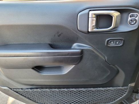 Used 2021 Jeep Wrangler Unlimited Sport image 22