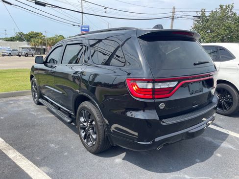 Used 2023 Dodge Durango R/T w/ Blacktop Package RWD image 12