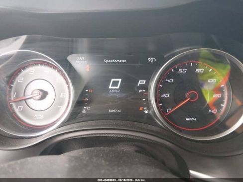Used 2020 Dodge Charger SXT RWD image 7